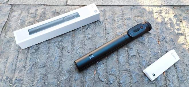 2自拍杆三脚架一键变焦记录美好瞬间！爱游戏app登录小米变焦支架自拍杆